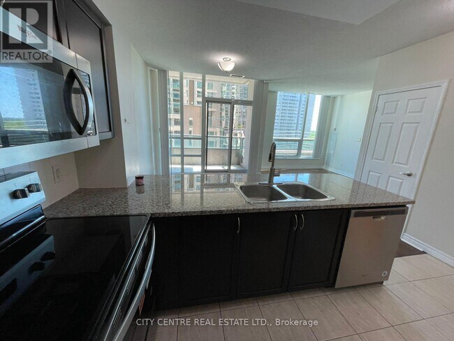 Building Photo - 208 Enfield Pl