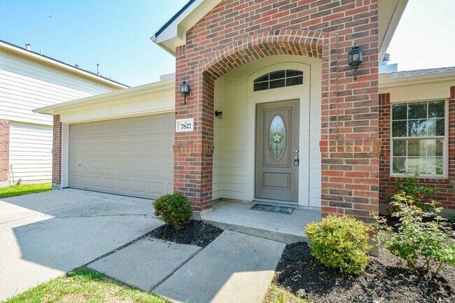 Foto del edificio - 7827 Talladega Springs Ln