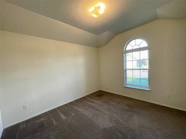Foto del edificio - 1910 Alamandine Ave