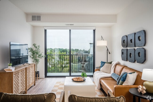 Odin - 1BR, 1BA - 780SF - Living Room - Vale