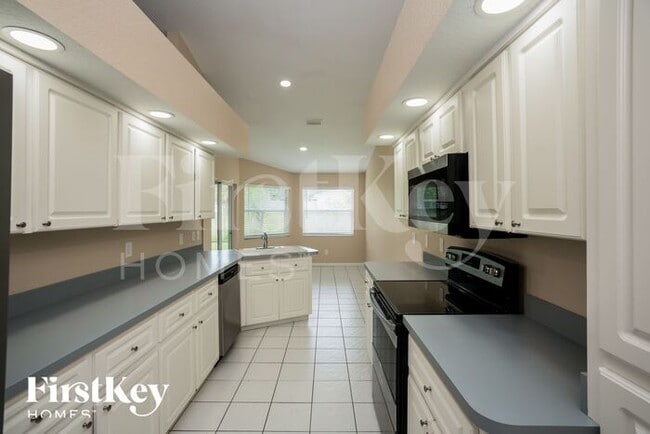 Building Photo - 1410 Alexander Way