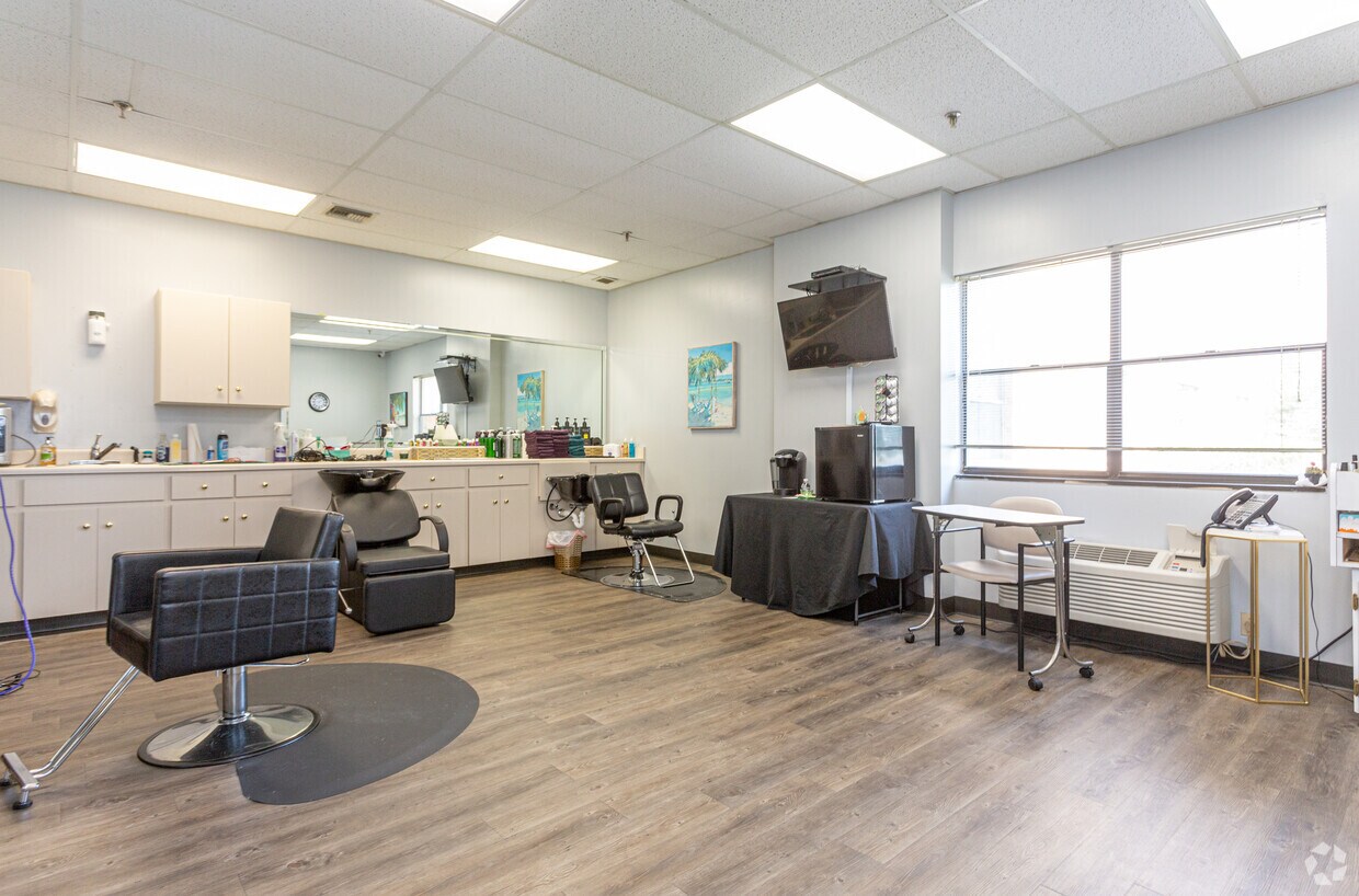 CaraVita Village 55+ Senior Apartments Rentals in Montgomery at 4000