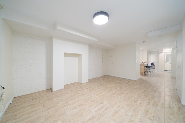 Foto del edificio - 1205 Bloomfield St