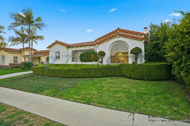 Foto del edificio - 1421 Stearns Dr