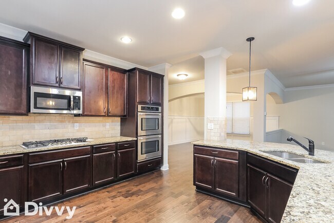 Building Photo - 418 Gage Hill Ln