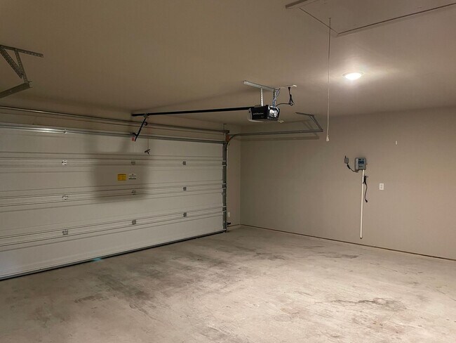 Foto del edificio - **NO PETS*** | Beautiful Single-Story 4 BR, 2.5 Bath | Covered Patio | Close to Fort Cavazos