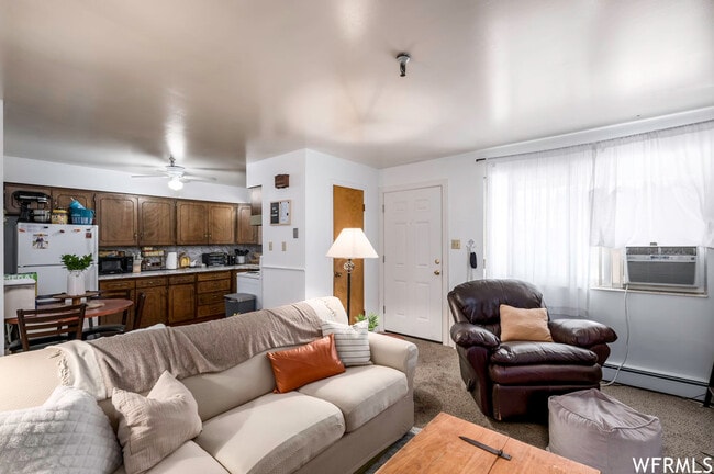 Foto del edificio - Golden Ridge Apartments