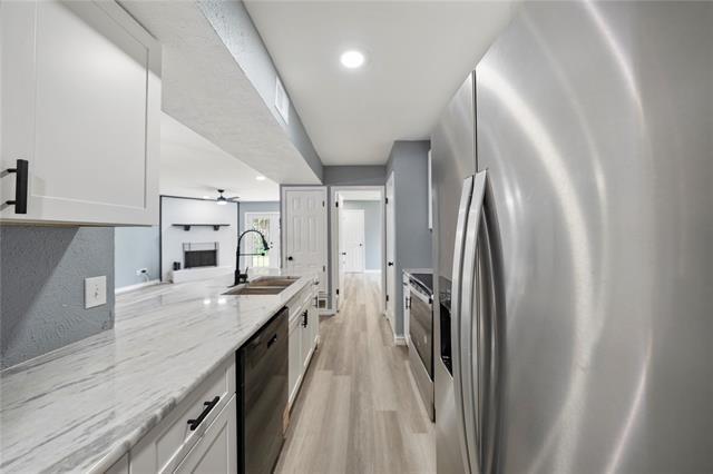 Foto del edificio - 2517 Clearwood Dr