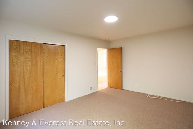 Building Photo - 3 br, 1.5 bath House - 104 Corbett Street