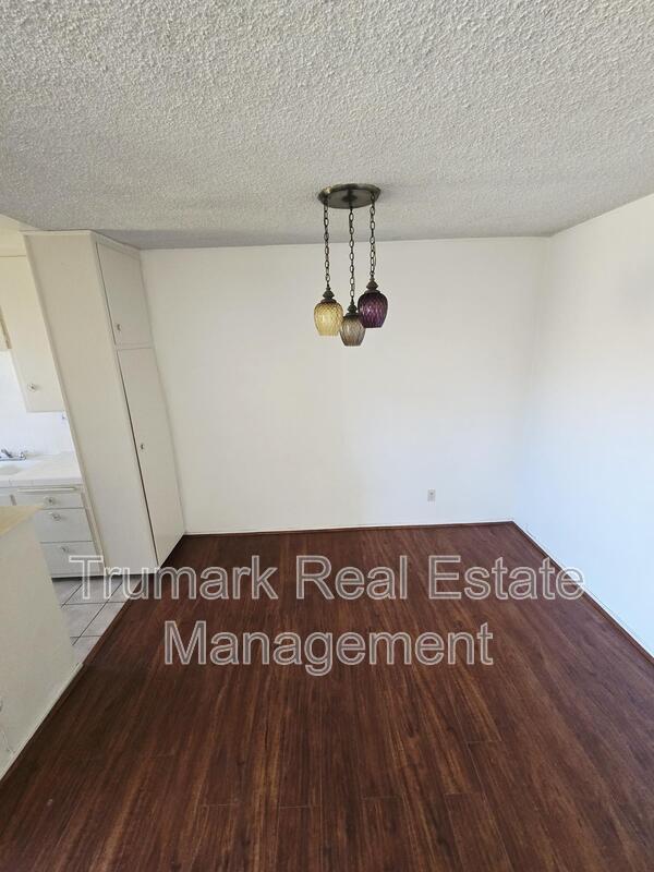 Foto del edificio - 4619 Lexington Ave