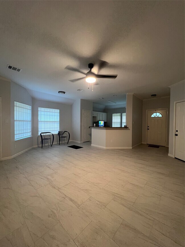 Foto del edificio - 4529 Galesburg St