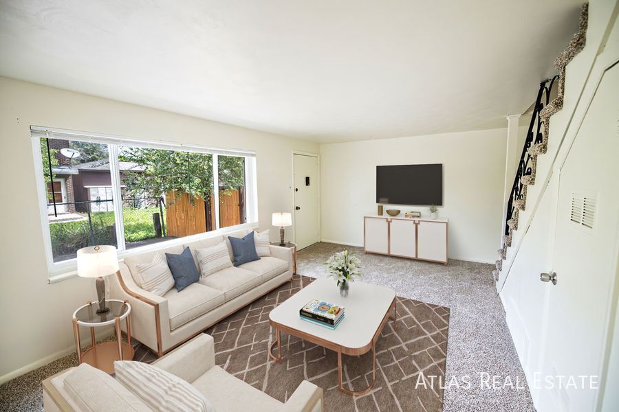 Foto principal - 7240 Tennyson St