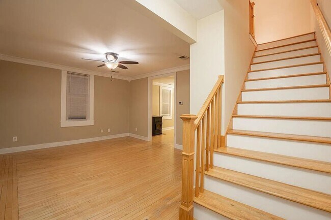 Building Photo - 1757 N Franklin Pl