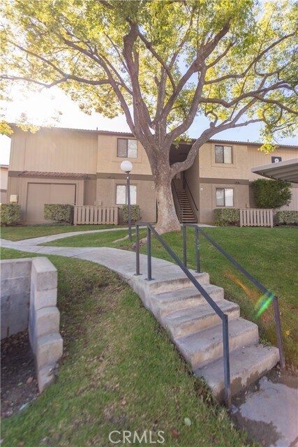 Building Photo - 1265 Kendall Dr