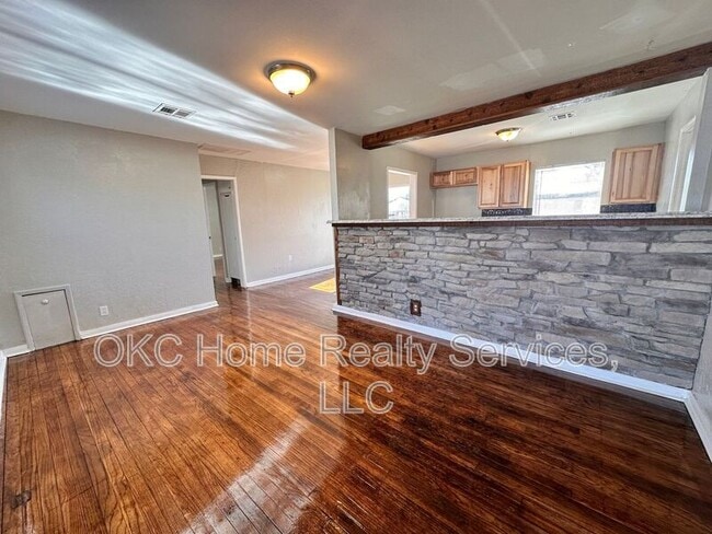 Foto del edificio - 312 Bolton Pl