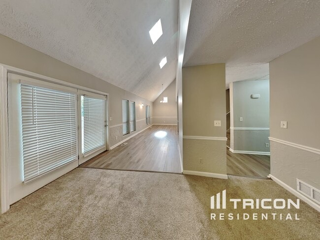 Building Photo - 2851 Forest Wood Dr