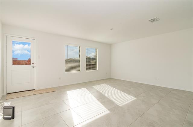 Building Photo - 2804 Grn Hl Wy