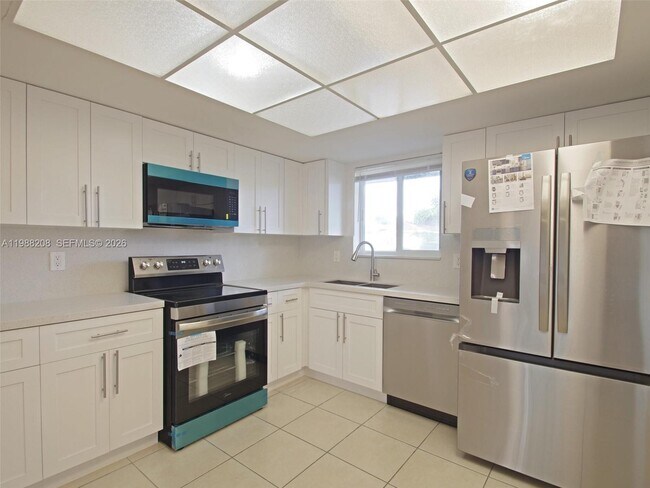 Foto del edificio - 5510 Johnson St