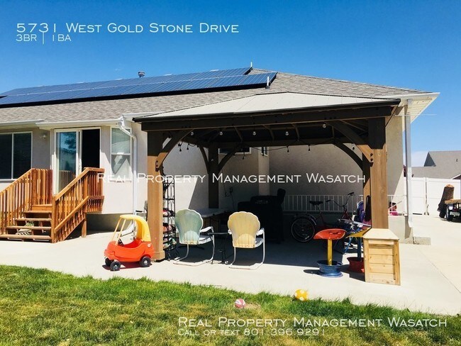 Building Photo - 3 bedroom 1 Bath Basement Apartment