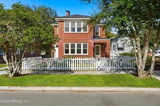 Building Photo - 2817 Selma St