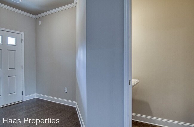 Building Photo - 3 br, 2.5 bath House - 142 Maple Creek Way