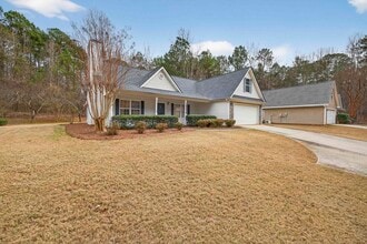 Building Photo - 155 W River Bend Dr