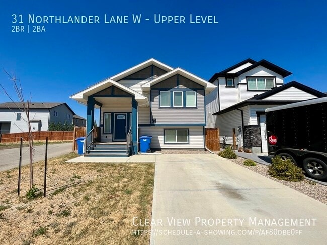 Building Photo - Modern upper level suite on a corner lot i...