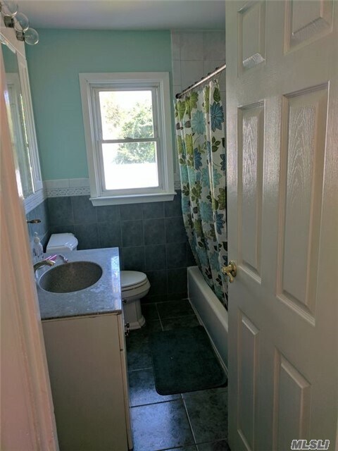 Foto del edificio - 2373 Mermaid Ave