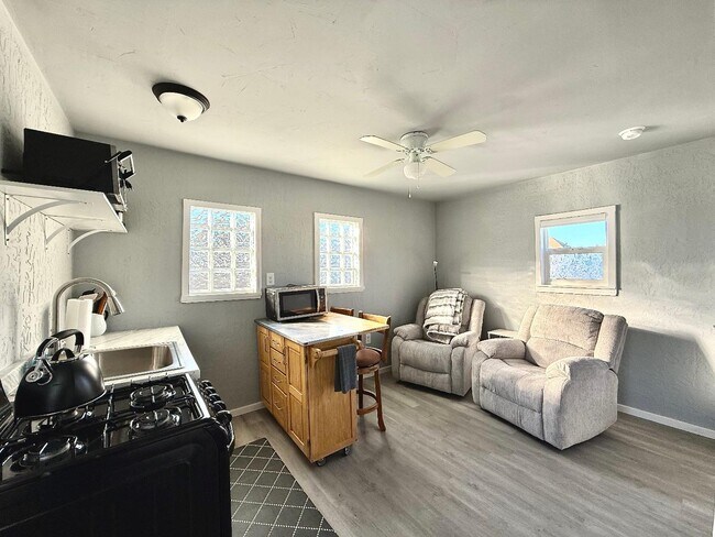 Foto del edificio - 2836 Pine St