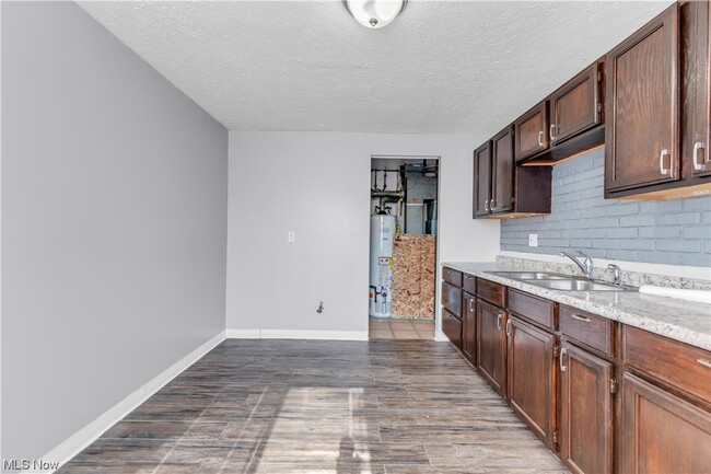Building Photo - 4510 Granada Blvd