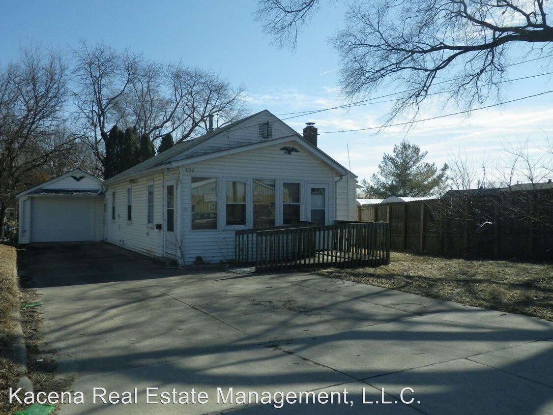 Primary Photo - 2 br, 1 bath House - 952 Miller Ave
