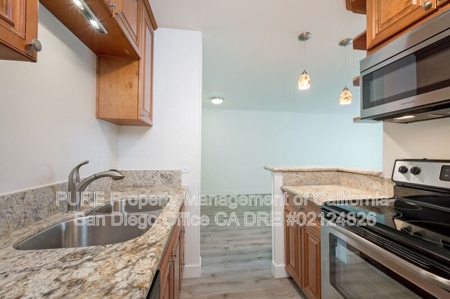 Building Photo - 6406 Friars Rd