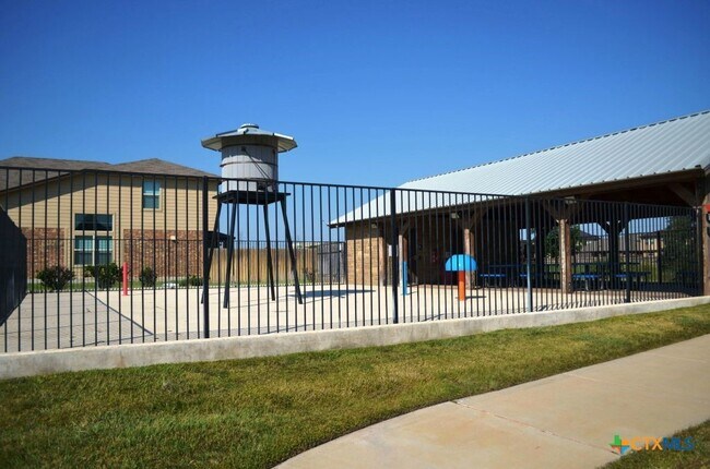 Building Photo - 9611 Raeburn Court