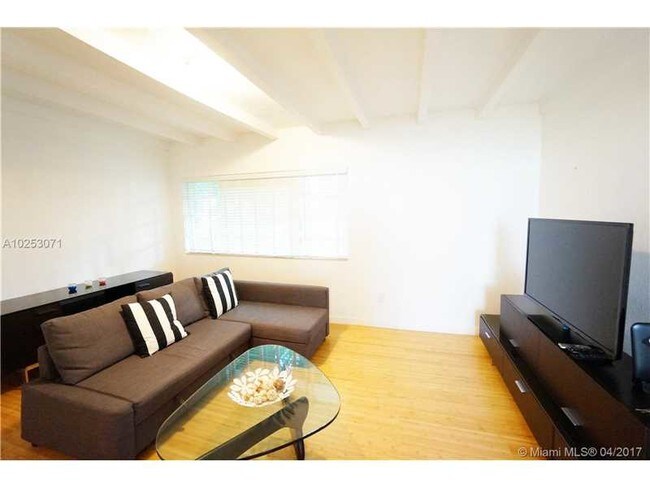 Foto del edificio - 3915 N Meridian Ave