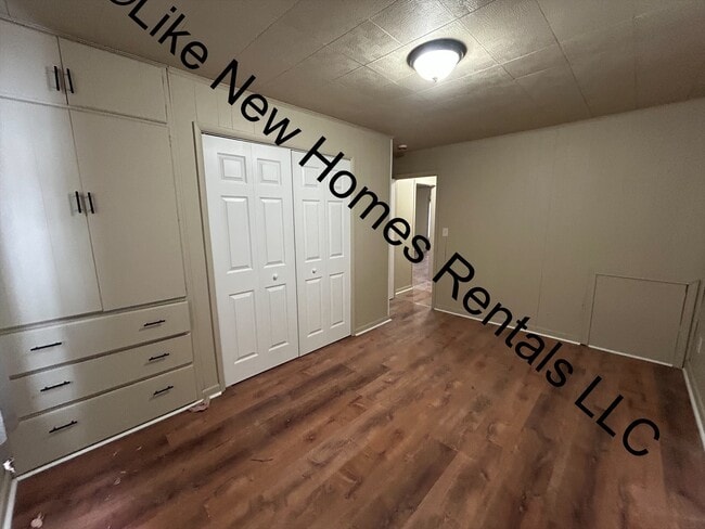 Building Photo - 4042 Otto St