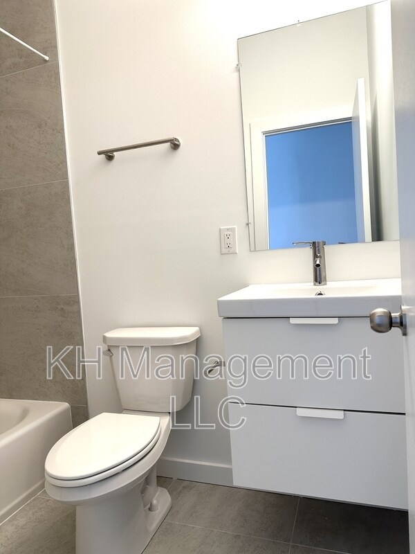 Foto del edificio - 5146 Ranstead St