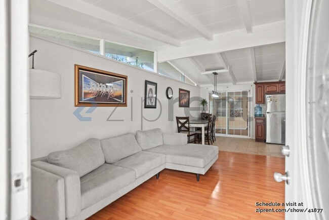 Building Photo - 28179 Tampa Ave