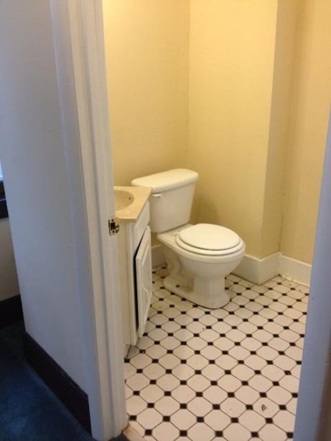 Foto del edificio - 3 Bedroom 1 Bath in Carlisle, PA!