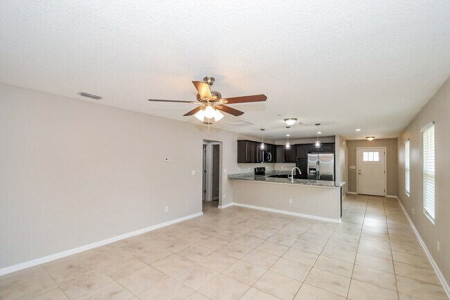 Building Photo - 8403 Thor St