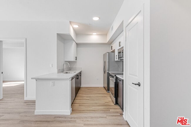 Foto del edificio - 10824 Blix St