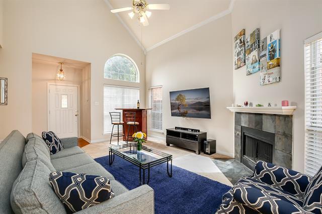 Foto del edificio - 18719 Riverstone Ct