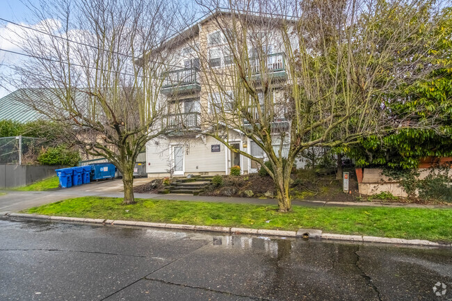 Building Photo - Ballard Market Apartments