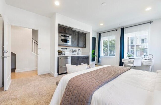 Cocina pequeña - 8552 Seawind Way