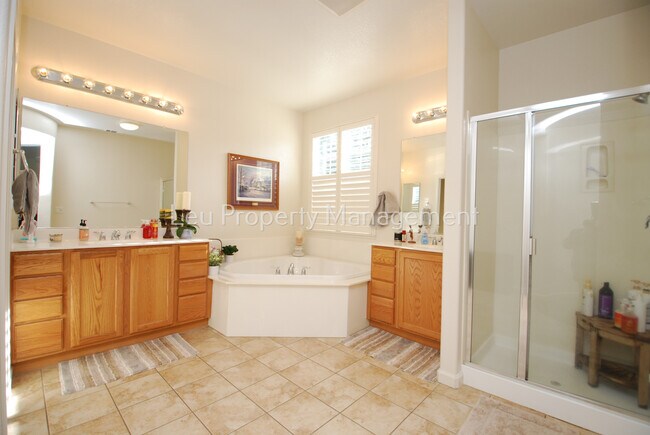 Building Photo - 12256 Habitat Way