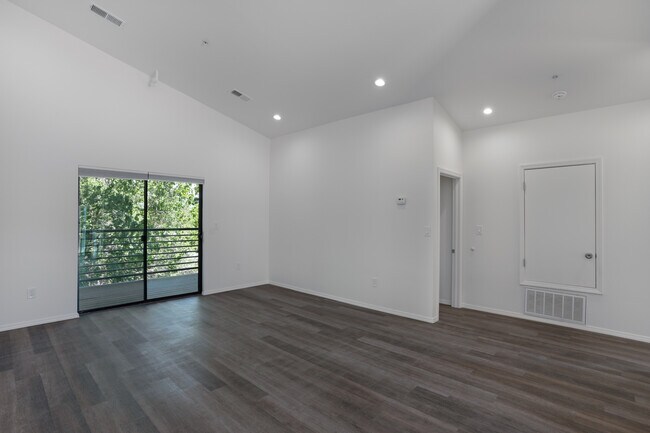 Foto del edificio - Shoofly Station Apartments