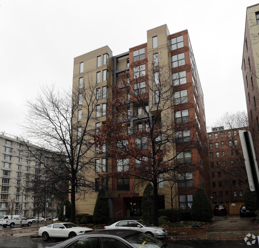 Barclay House Apartments in Washington, DC