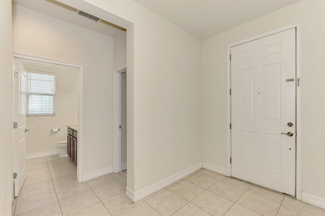 Building Photo - 4417 Conchfish Ln