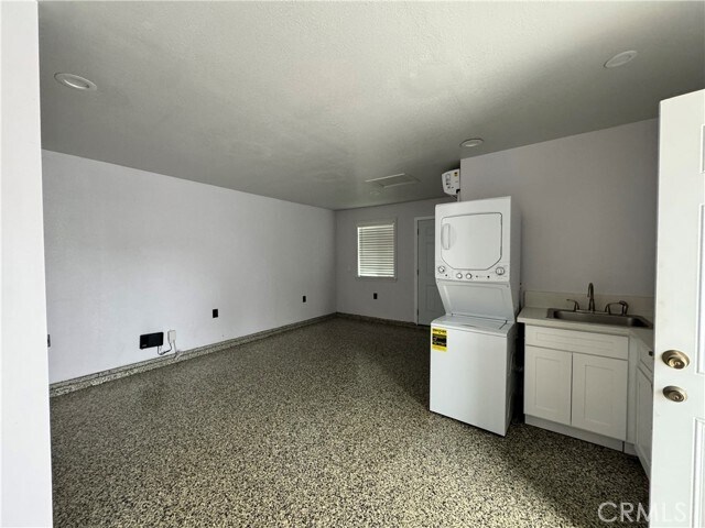 Foto del edificio - 16818 E Masline St