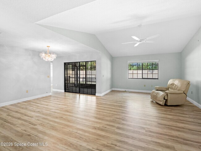 Building Photo - 751 Greenwood Manor Cir