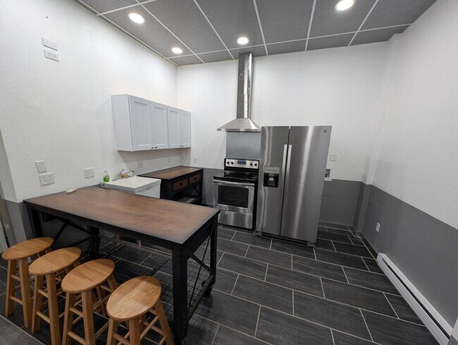 Foto del edificio - 205 Colorado Ave